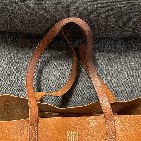 Madewell The Transport Tote- English Saddle - Picture 4 of 12
